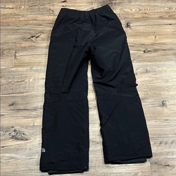 The North Face Women’s Cargo Ski Pants - Picture 6 of 9